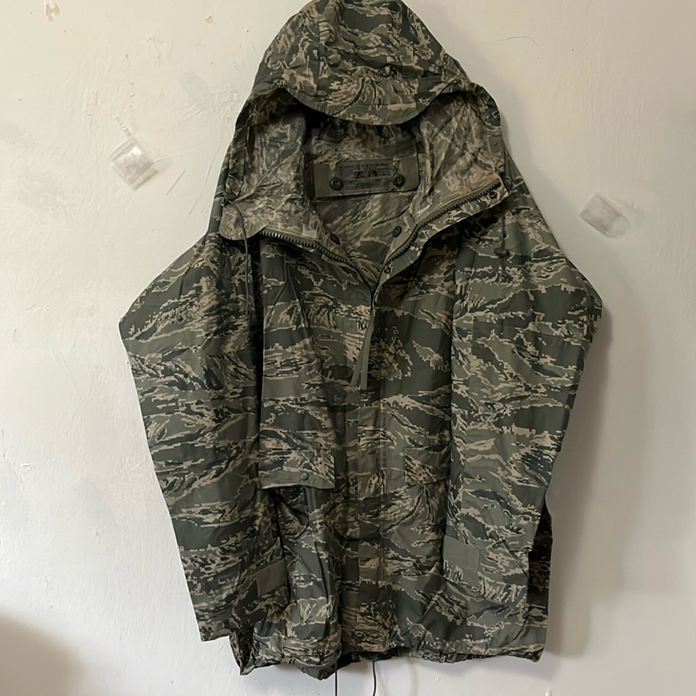 US Military Improved Camo Rainsuit Parka Adult Small 29 Hoodie zip up no liner